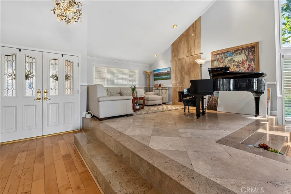 8399 Jennet Rancho Cucamonga, CA 91701