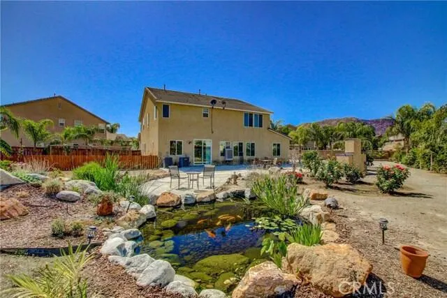 235 Peregrine Lane San Jacinto, CA 92582