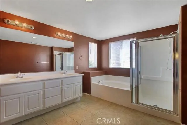 235 Peregrine Lane San Jacinto, CA 92582