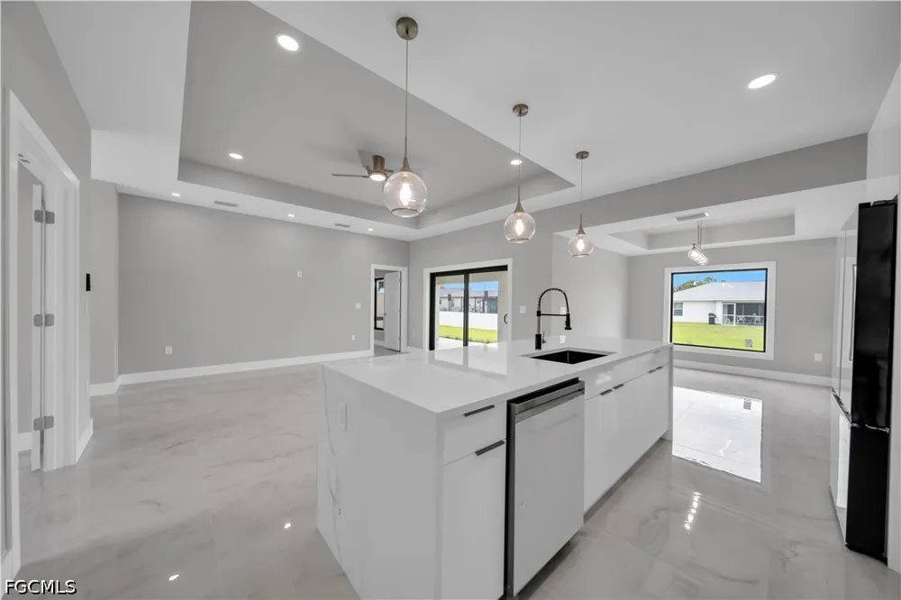 39th Street SW Lehigh Acres, FL 33976
