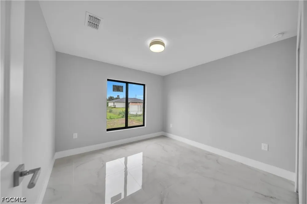 39th Street SW Lehigh Acres, FL 33976