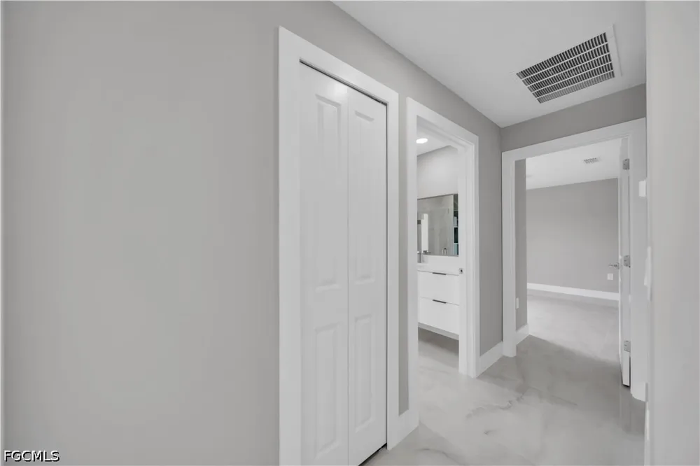 39th Street SW Lehigh Acres, FL 33976