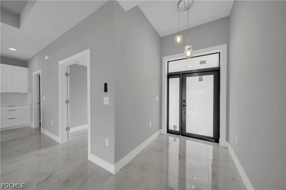 39th Street SW Lehigh Acres, FL 33976