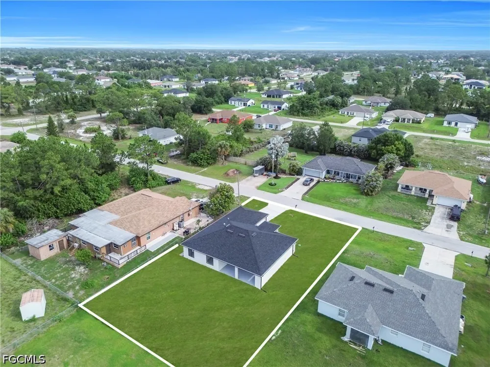 39th Street SW Lehigh Acres, FL 33976