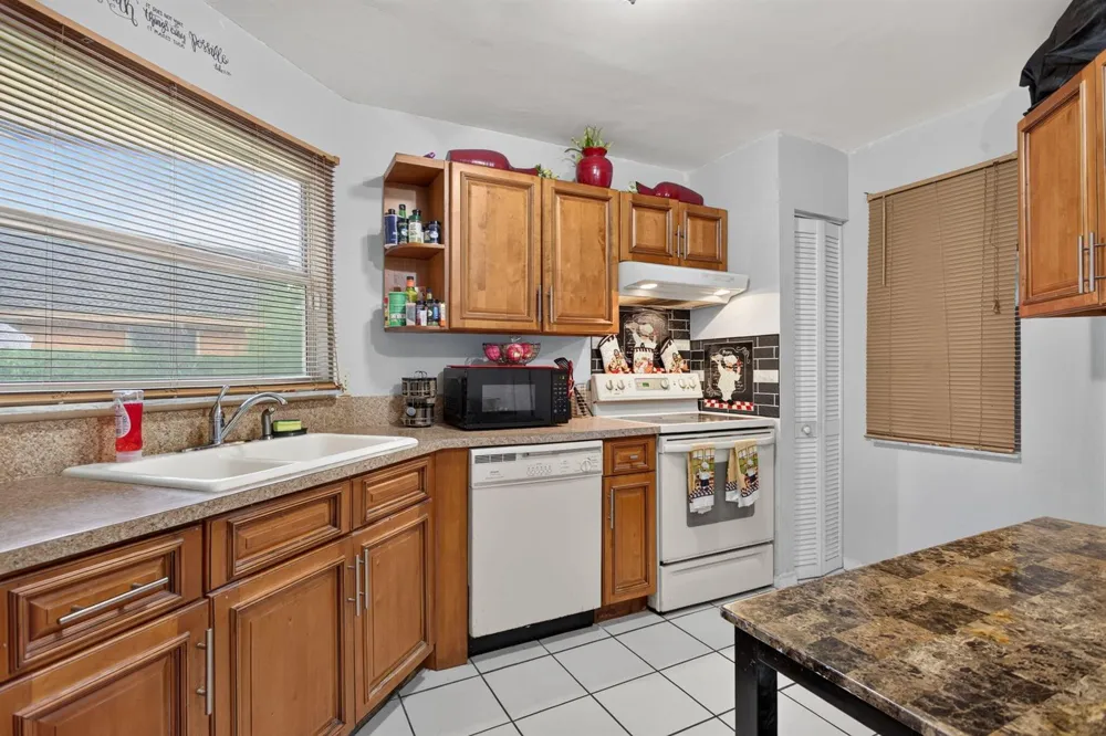 3037 Coral Ridge Drive #Unit 3037 Coral Springs, FL 33065