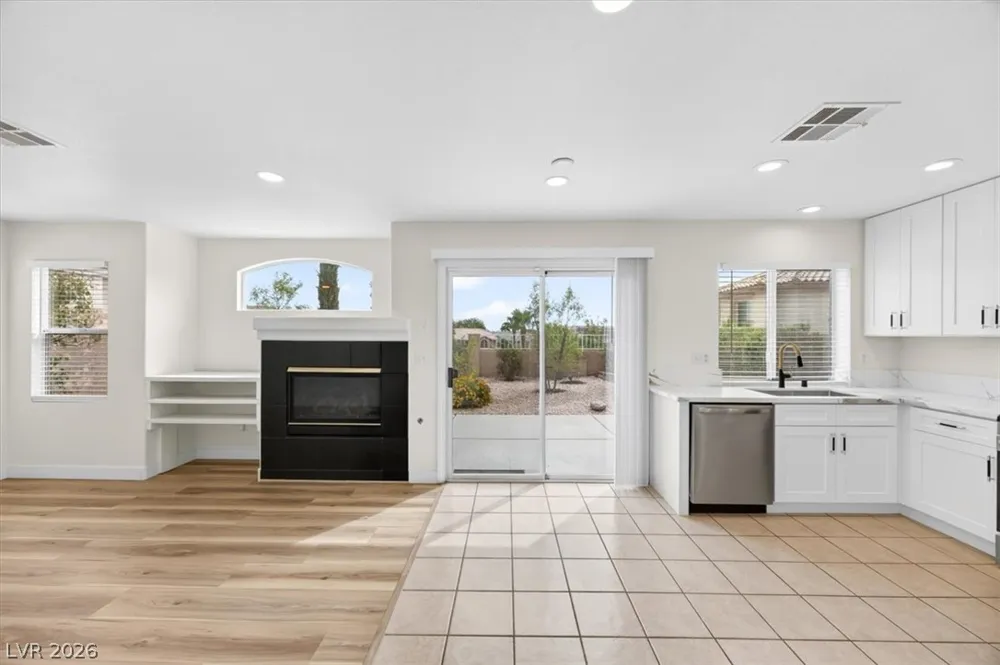 304 McHenry Street Las Vegas, NV 89144