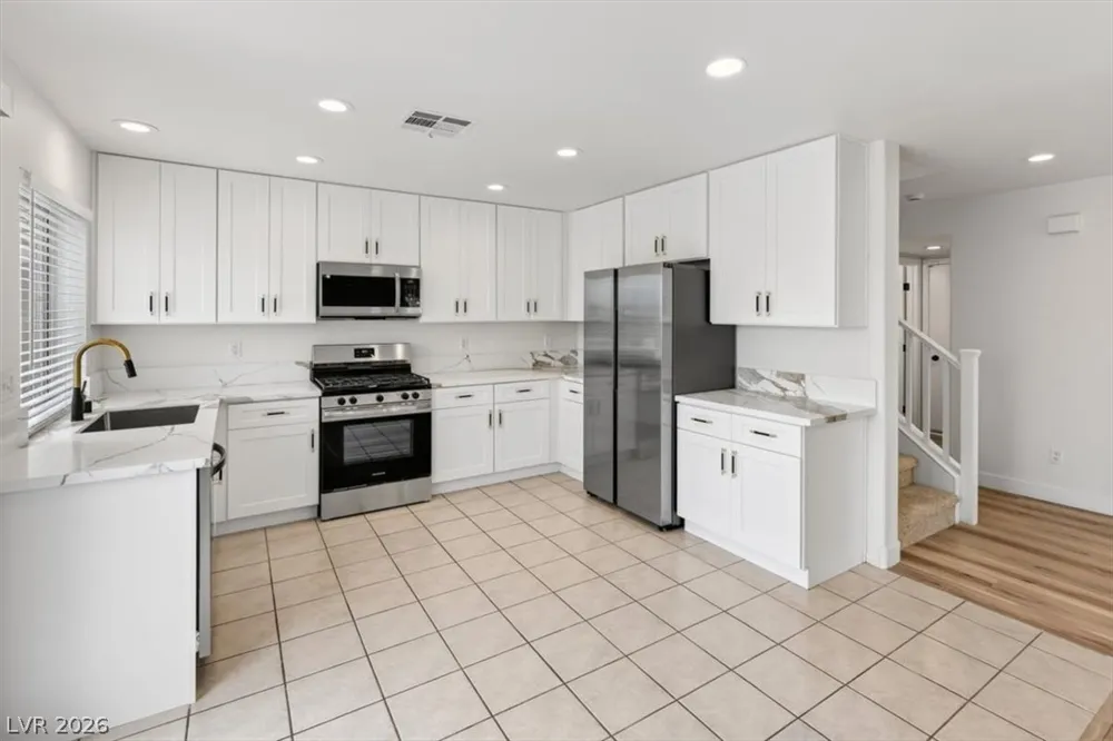 304 McHenry Street Las Vegas, NV 89144