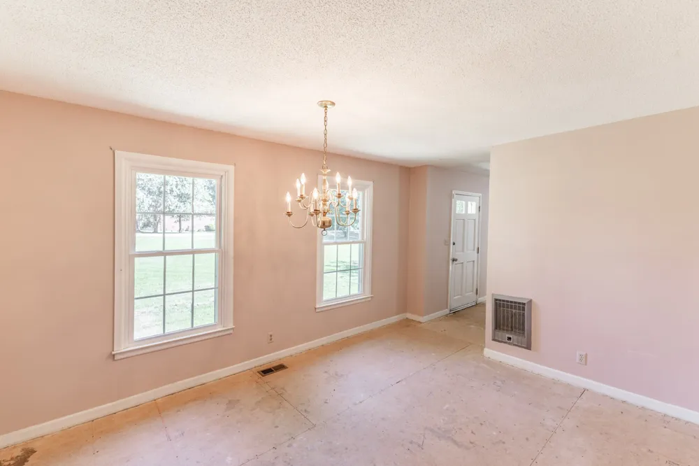 12 Hancock Rd Fayetteville, TN 37334