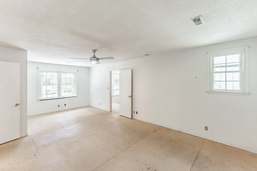12 Hancock Rd Fayetteville, TN 37334