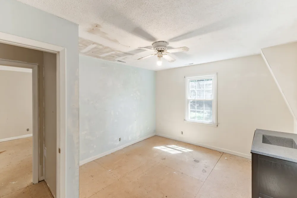 12 Hancock Rd Fayetteville, TN 37334