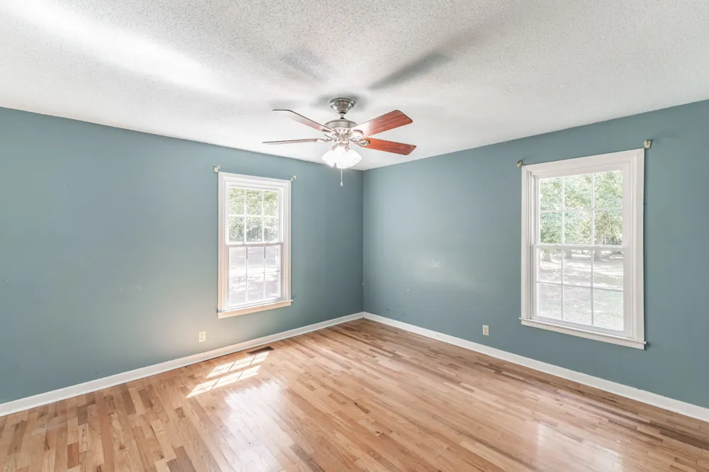 12 Hancock Rd Fayetteville, TN 37334
