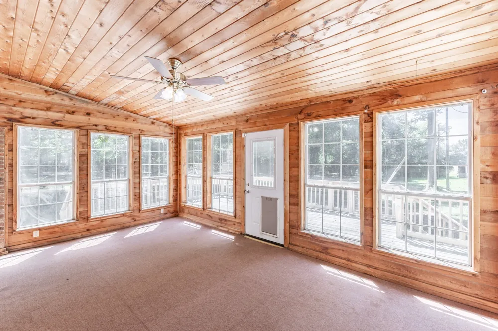 12 Hancock Rd Fayetteville, TN 37334