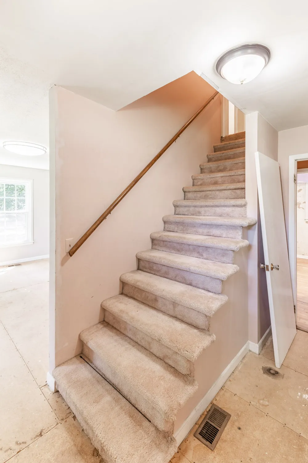 12 Hancock Rd Fayetteville, TN 37334