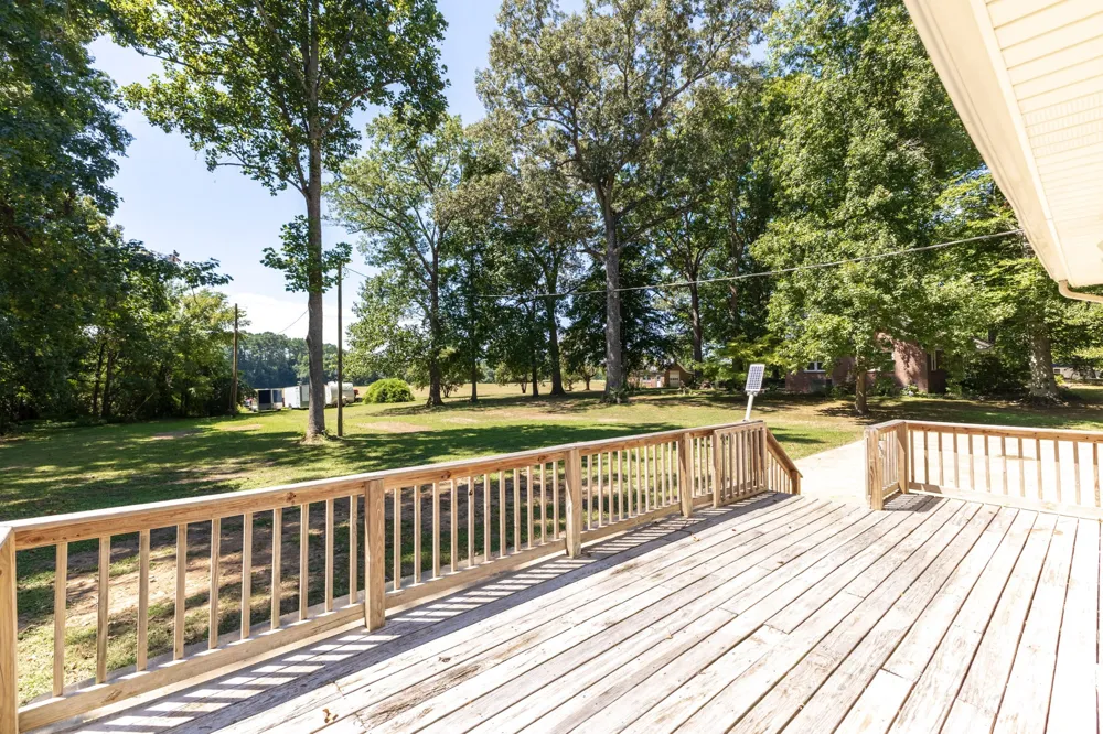 12 Hancock Rd Fayetteville, TN 37334