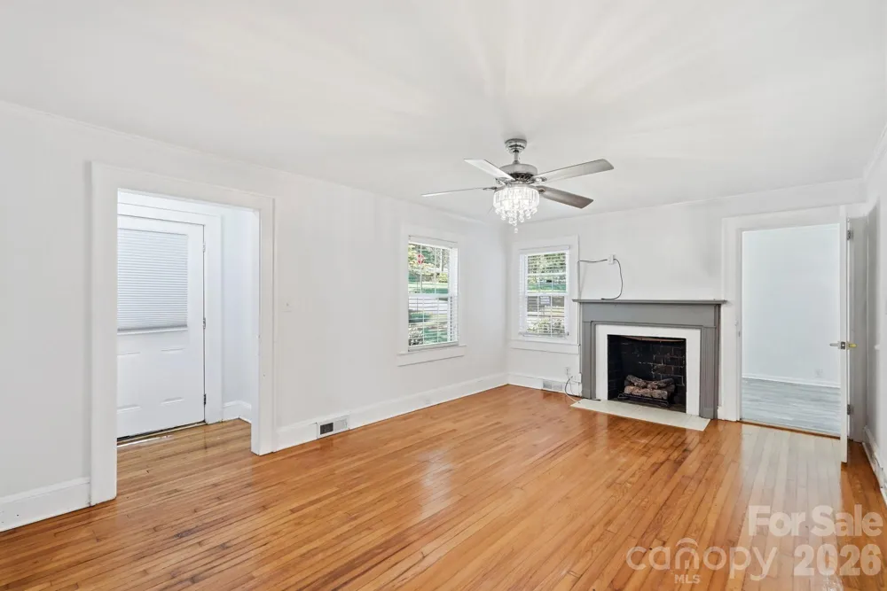 1901 Linwood Road Gastonia, NC 28052