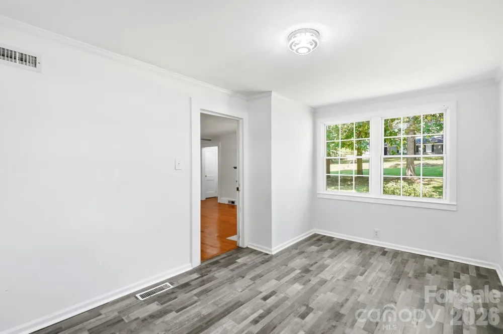 1901 Linwood Road Gastonia, NC 28052
