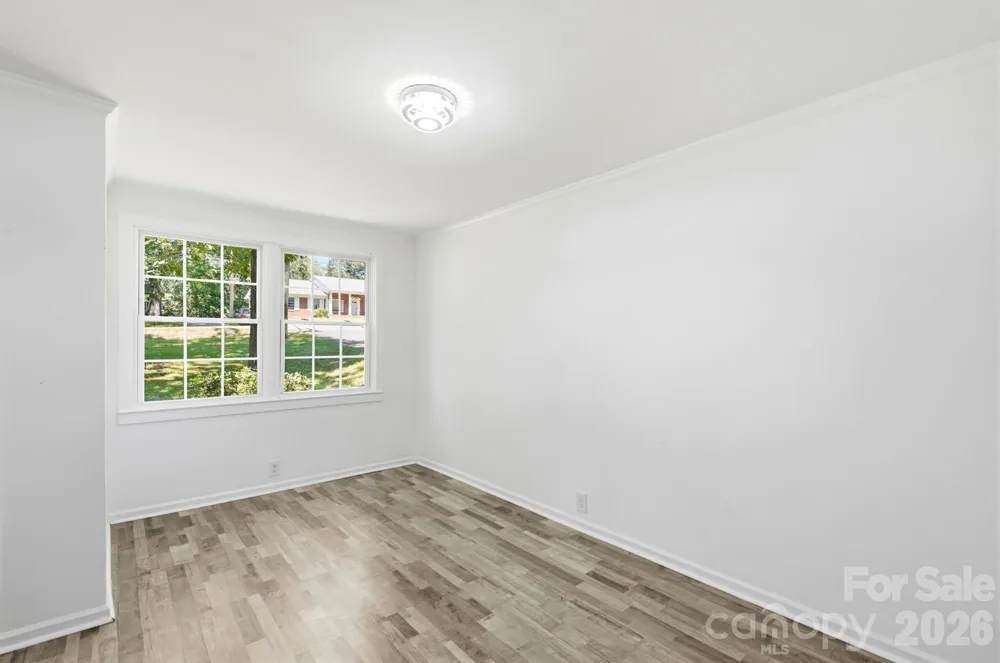 1901 Linwood Road Gastonia, NC 28052
