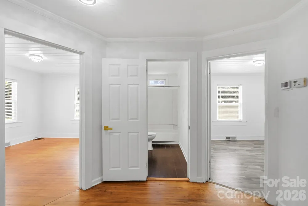 1901 Linwood Road Gastonia, NC 28052