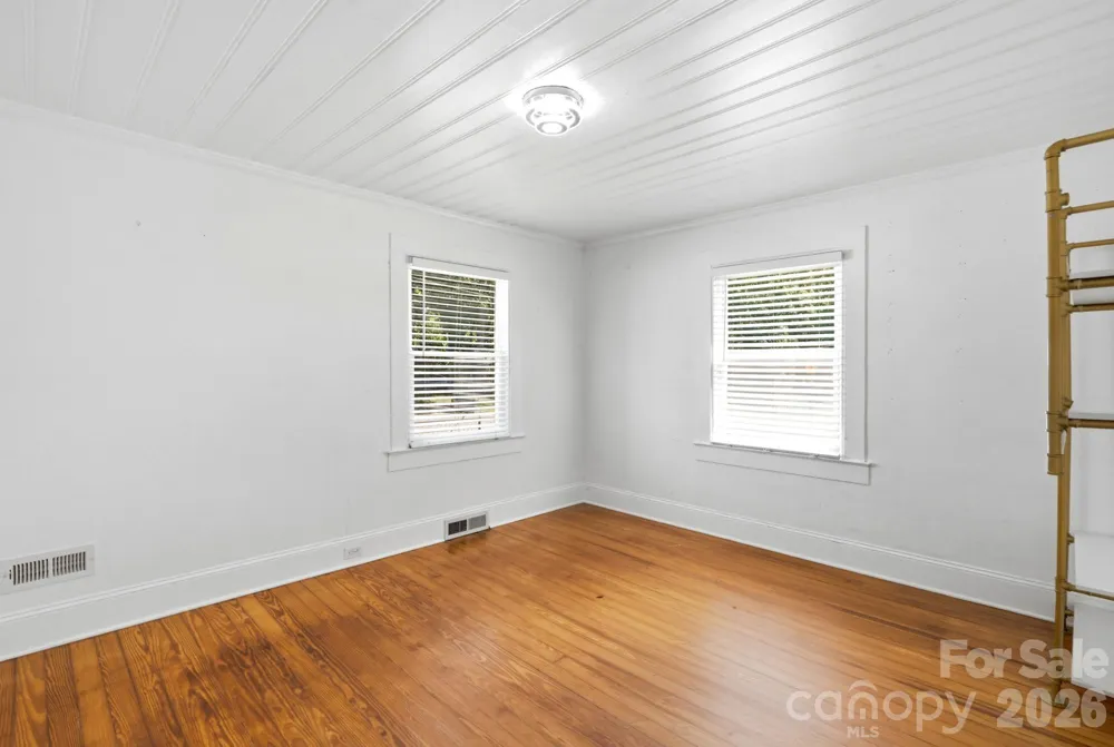 1901 Linwood Road Gastonia, NC 28052