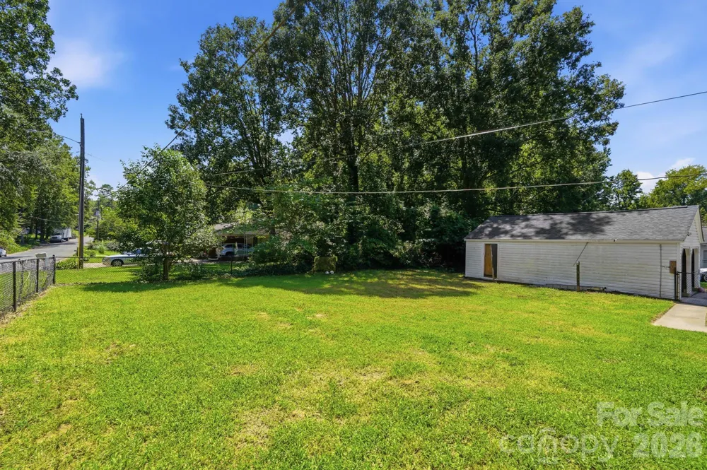 1901 Linwood Road Gastonia, NC 28052