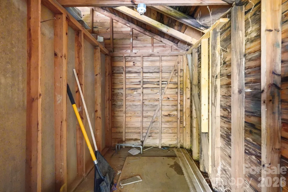 1901 Linwood Road Gastonia, NC 28052