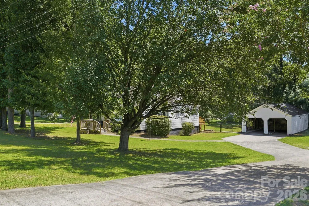1901 Linwood Road Gastonia, NC 28052