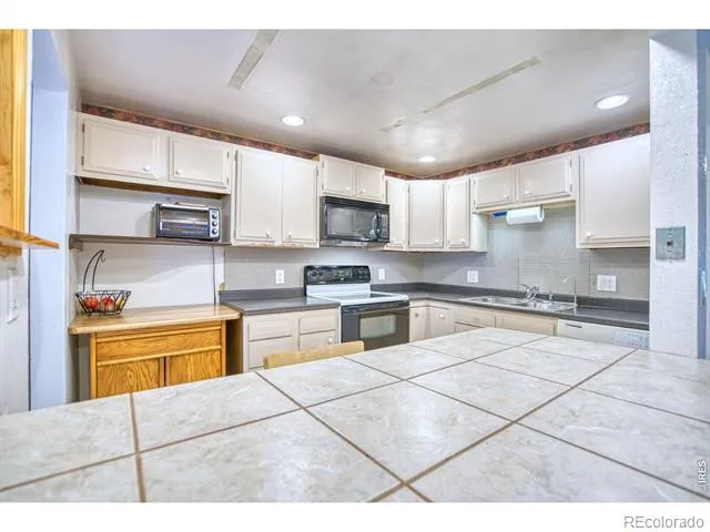 36 Placer Avenue Longmont, CO 80504