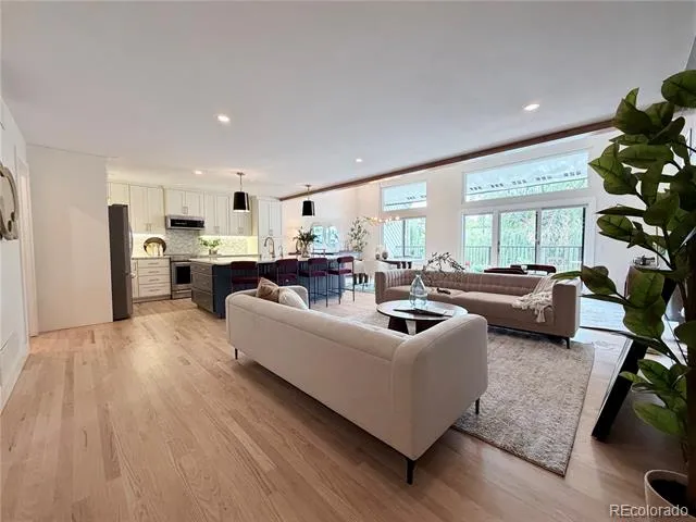 10020 E Maplewood Avenue Englewood, CO 80111