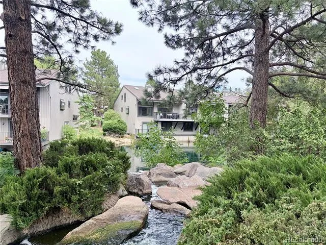 10020 E Maplewood Avenue Englewood, CO 80111