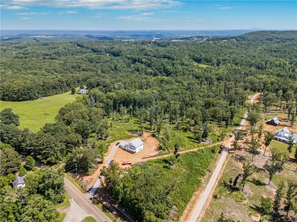 932 Sardis Road Canton, GA 30114