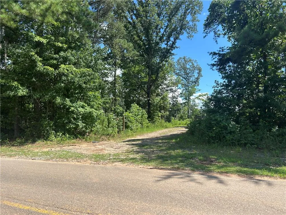 932 Sardis Road Canton, GA 30114