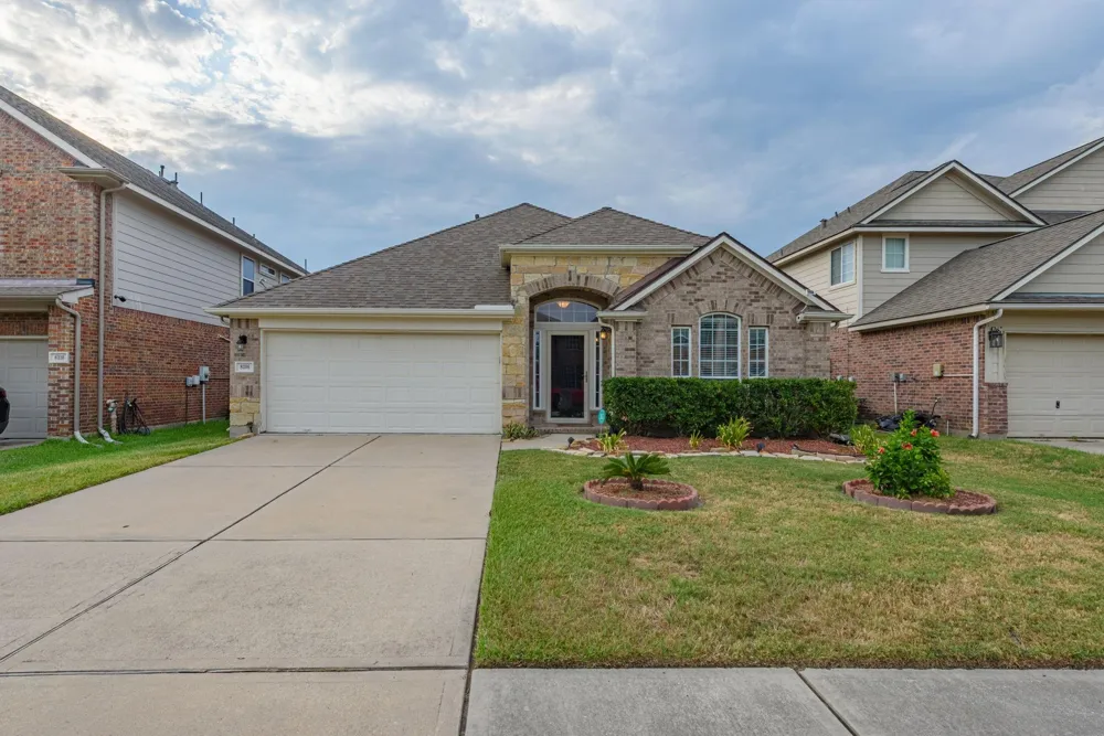 8306 Calico Canyon Drive Tomball, TX 77375