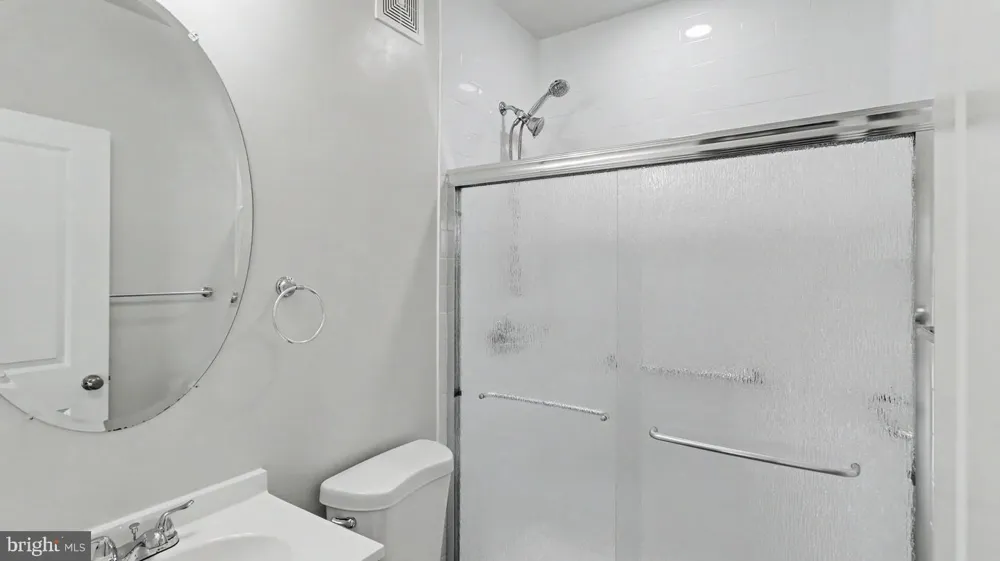 43031 FOXTRAIL WOODS TERRACE #106 Ashburn, VA 20148
