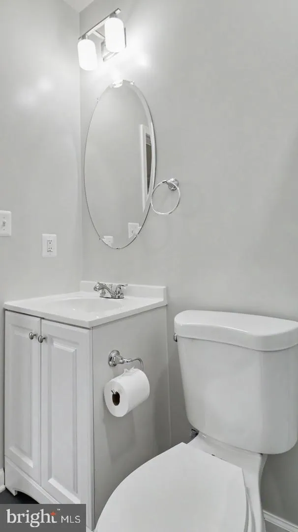 43031 FOXTRAIL WOODS TERRACE #106 Ashburn, VA 20148