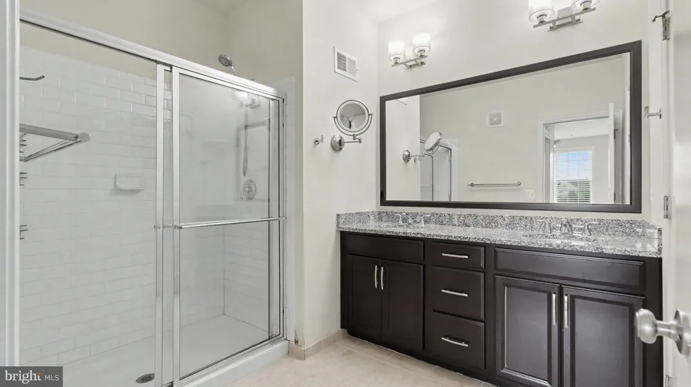 43031 FOXTRAIL WOODS TERRACE #106 Ashburn, VA 20148