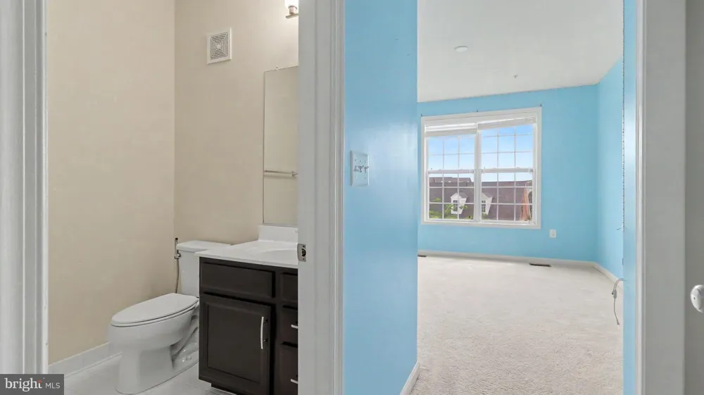 43031 FOXTRAIL WOODS TERRACE #106 Ashburn, VA 20148