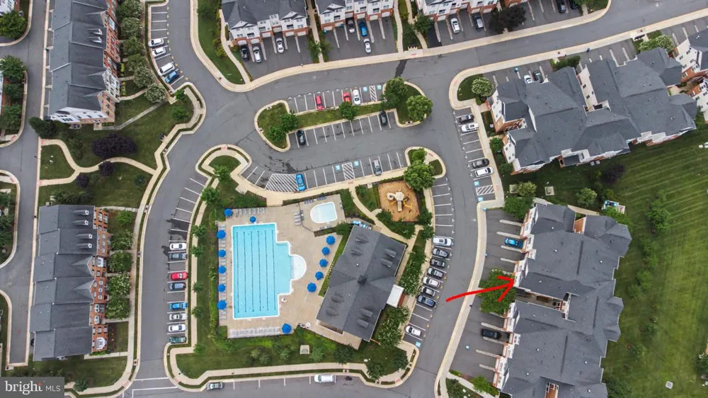 43031 FOXTRAIL WOODS TERRACE #106 Ashburn, VA 20148