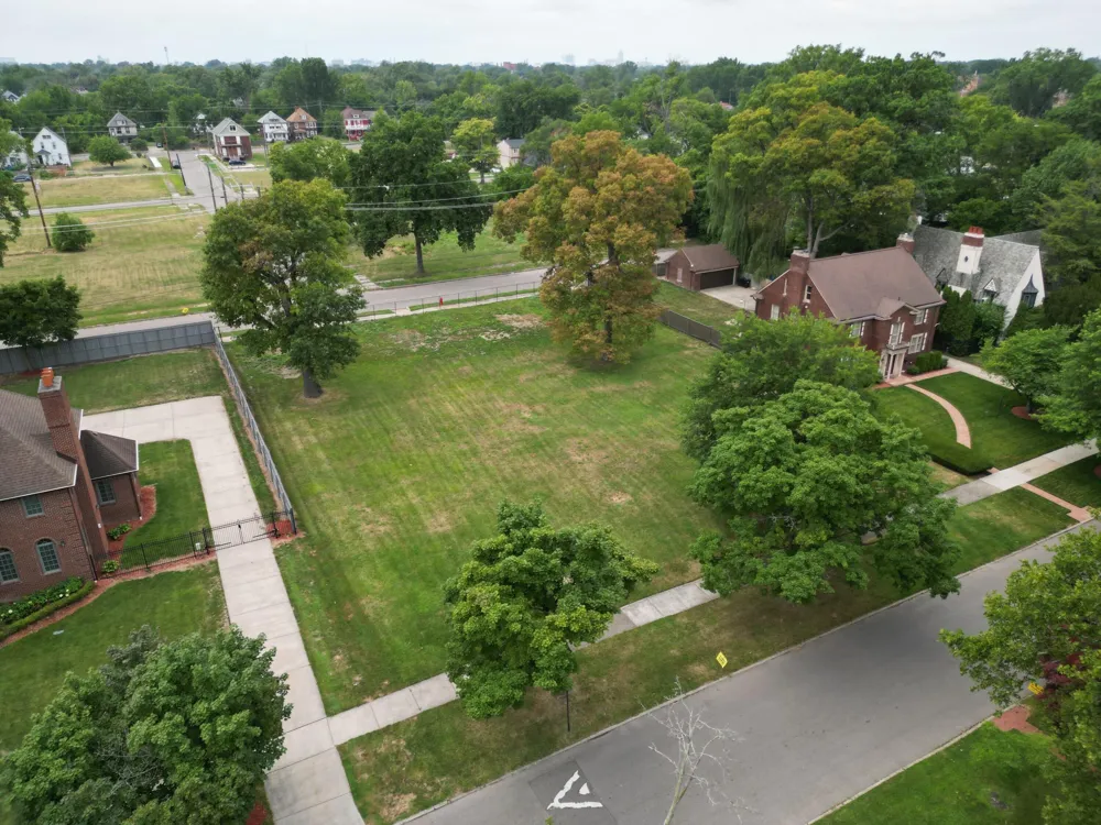 2969 Seminole Street Detroit, MI 48214