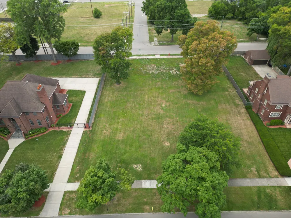 2969 Seminole Street Detroit, MI 48214