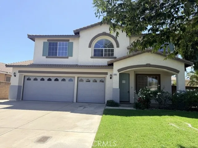 5732 Ridgemark Fontana, CA 92336