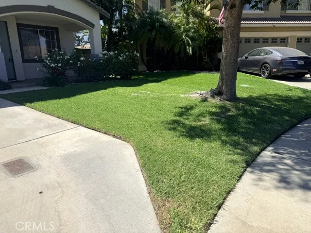 5732 Ridgemark Fontana, CA 92336