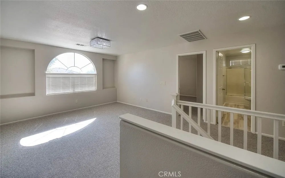 5732 Ridgemark Fontana, CA 92336