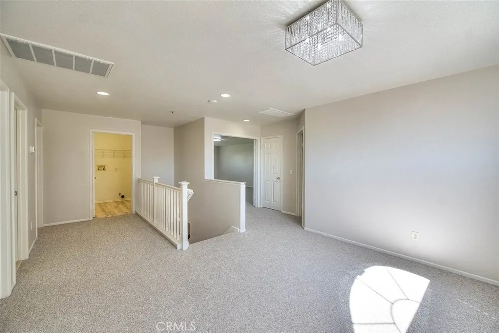 5732 Ridgemark Fontana, CA 92336