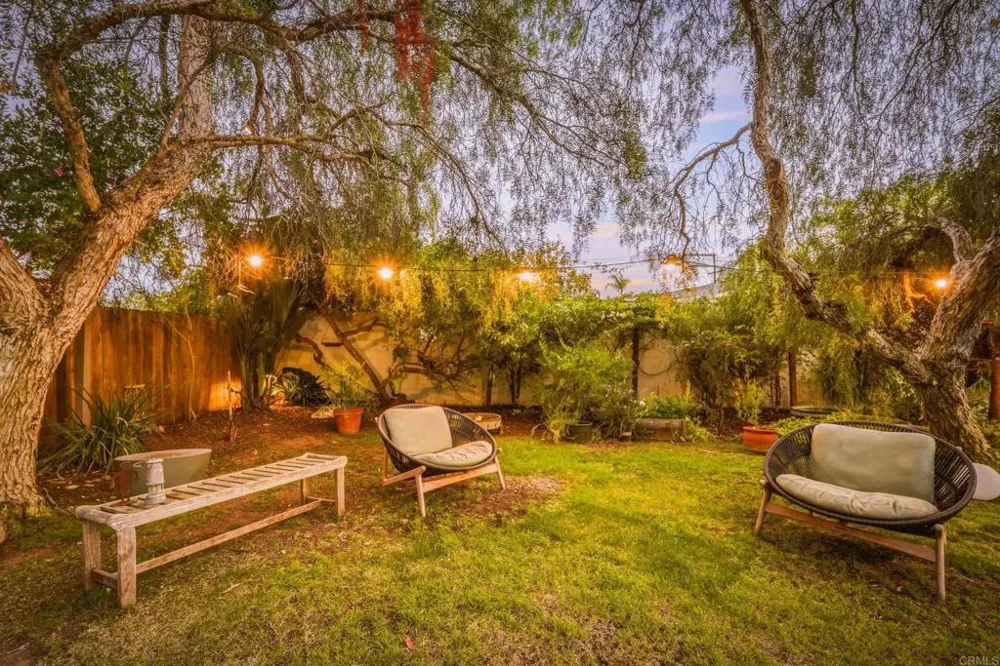 1751 Eolus Avenue Encinitas, CA 92024