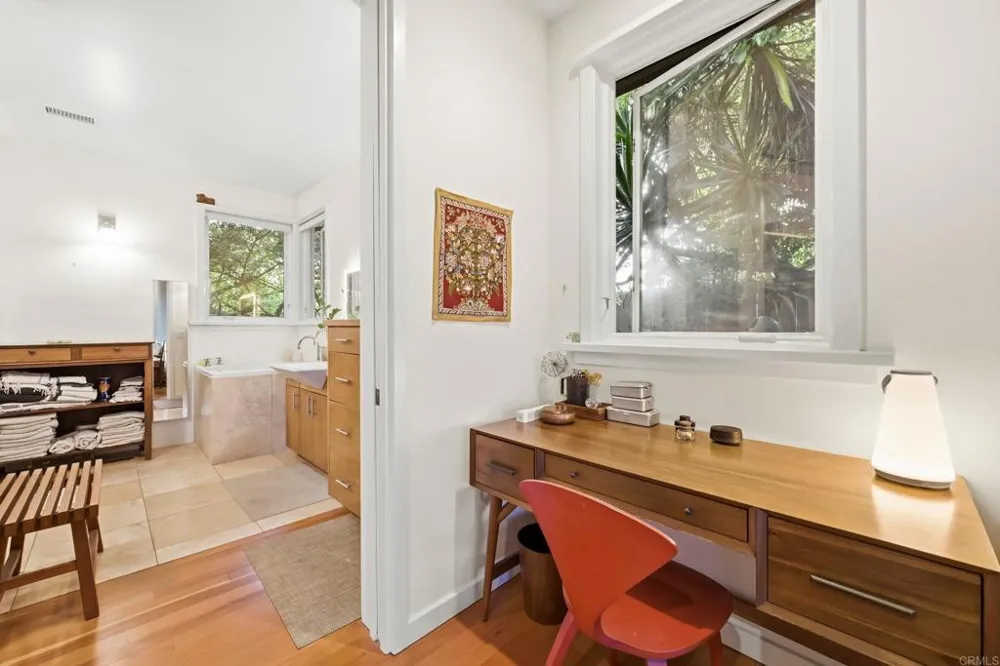 1751 Eolus Avenue Encinitas, CA 92024