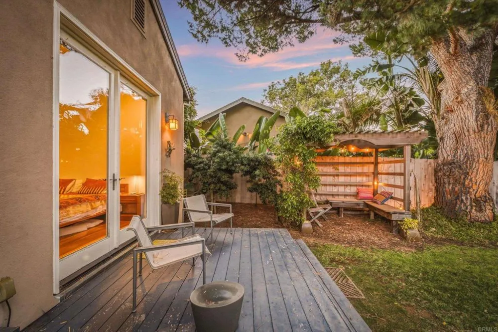 1751 Eolus Avenue Encinitas, CA 92024