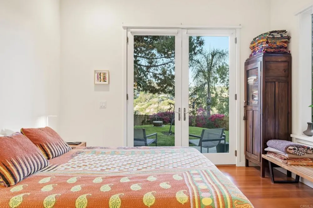 1751 Eolus Avenue Encinitas, CA 92024