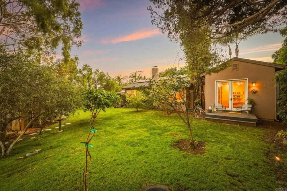 1751 Eolus Avenue Encinitas, CA 92024