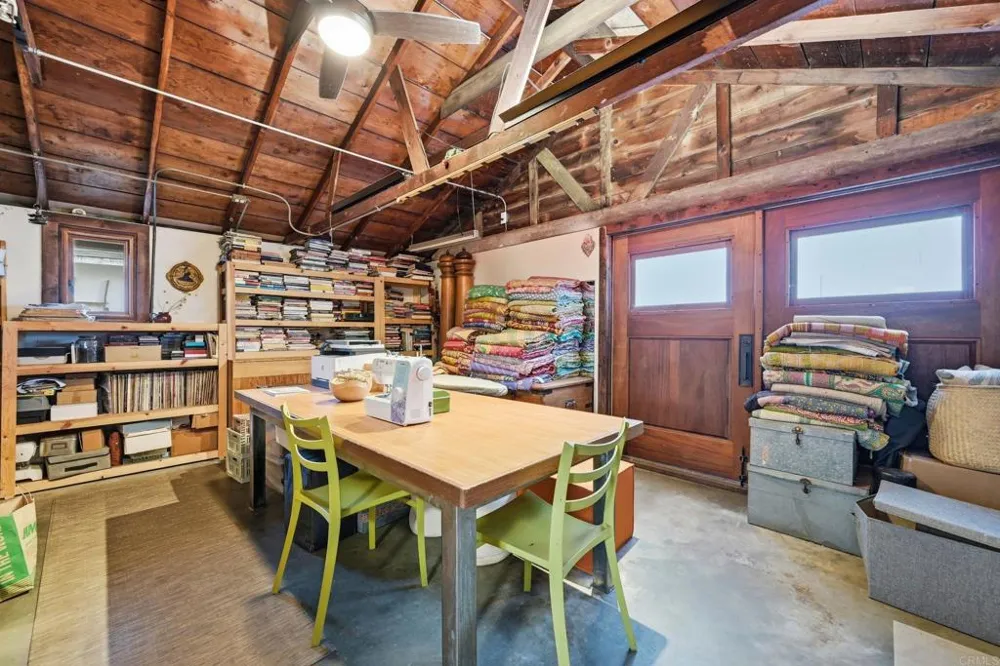 1751 Eolus Avenue Encinitas, CA 92024
