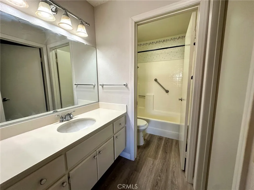 1228 Hogan Banning, CA 92220